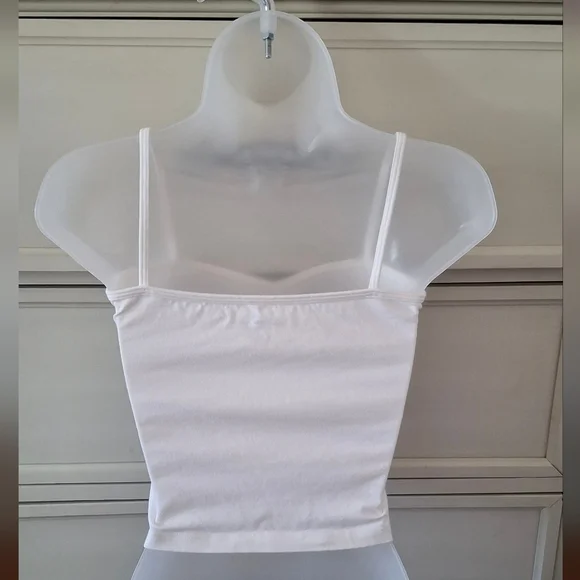 Brandy Melville Faye White Crop Top - Picture 3 of 5